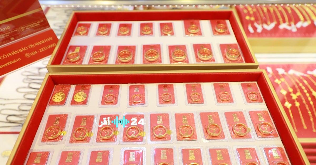 أسعار الذهب من نوع SJC والخواتم الذهبية وعيار 9999 تتراجع بمقدار 1.5 مليون دونغ فيتنامي