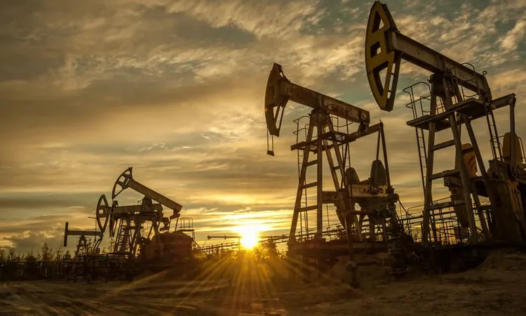 «صعود أسعار النفط والغاز عالميًا عقب هجمات إيران على السفن ومنشآت الطاقة في الشرق الأوسط»