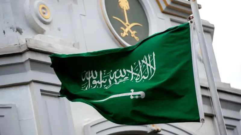 السعودية تعلن اعتراض ثلاثة صواريخ كانت تستهدف قاعدة جوية في ظل تصاعد التوترات بين إيران وإسرائيل