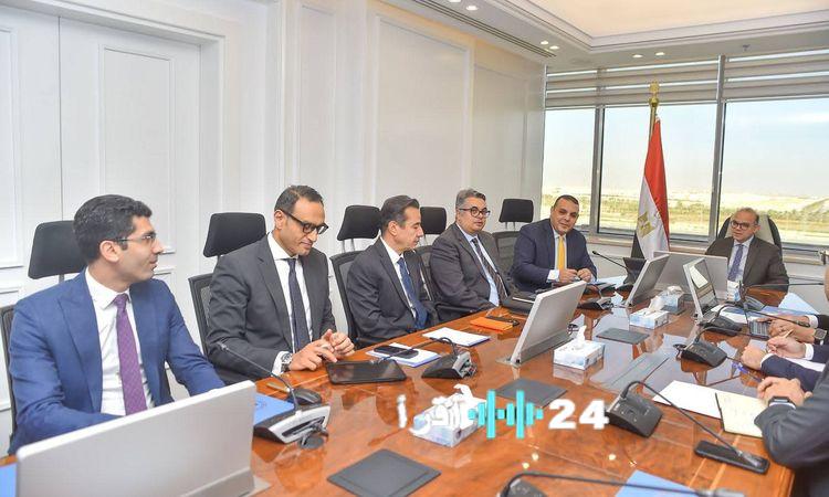 «استثمارٌ عالميٌّ جديد» وزير الاستثمار يدعو المكاتب التجارية لتعزيز جذب الاستثمارات ودعم الصادرات المصرية