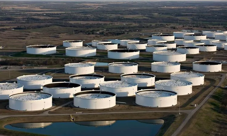 «ارتفاع خام برنت إلى قريب من 90 دولار للبرميل وعقوده الآجلة تسجل زيادة بنسبة 4.5%»