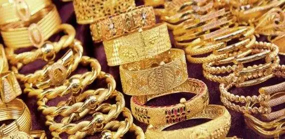 «أسعار الذهب تسجل ارتفاعاً كبيراً في سوق الصاغة: الجرام يتجاوز 8500 جنيه»