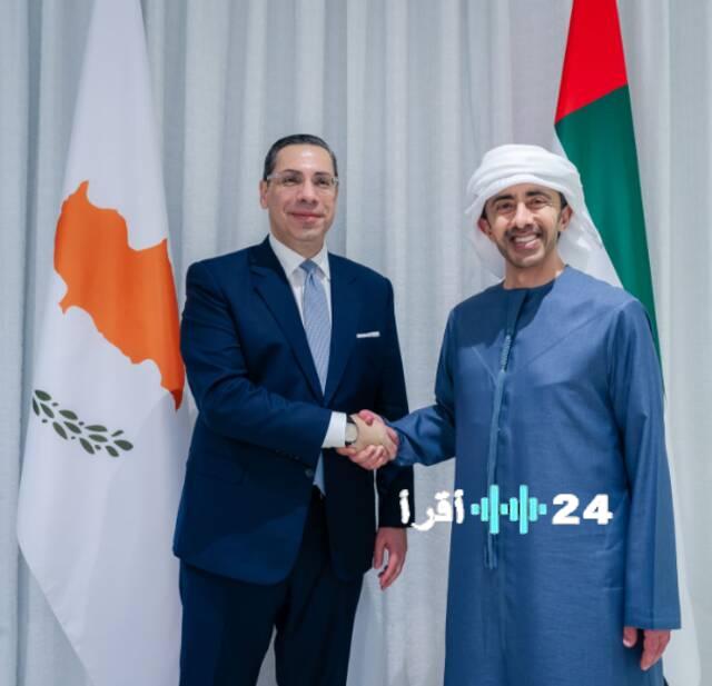 عبدالله بن زايد يناقش مع وزير خارجية قبرص تعزيز الشراكة الاستراتيجية وتطوير مجالات التعاون المشترك