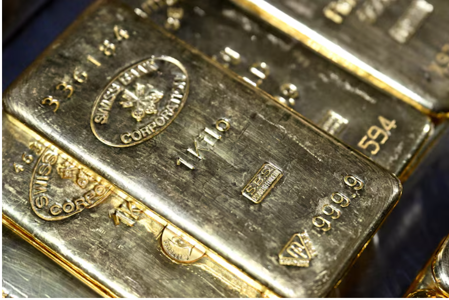 «الذهب يظل قويًا» رغم التوترات الجيوسياسية واستقرار الدولار