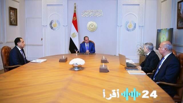 السيسي يناقش مع رئيس هيئة قناة السويس تأثيرات حرب الشرق الأوسط على حركة الملاحة