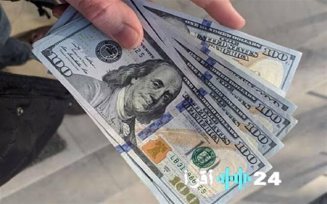 سعر الدولار يرتفع مقابل الجنيه المصري في البنوك اليوم الأحد
