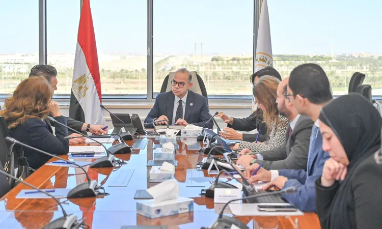 «تعزيز آفاق الشراكة» وزير الاستثمار يلتقي البنك الأوروبي لبحث تطوير القدرات وصناديق الاستثمار وتنمية التجارة