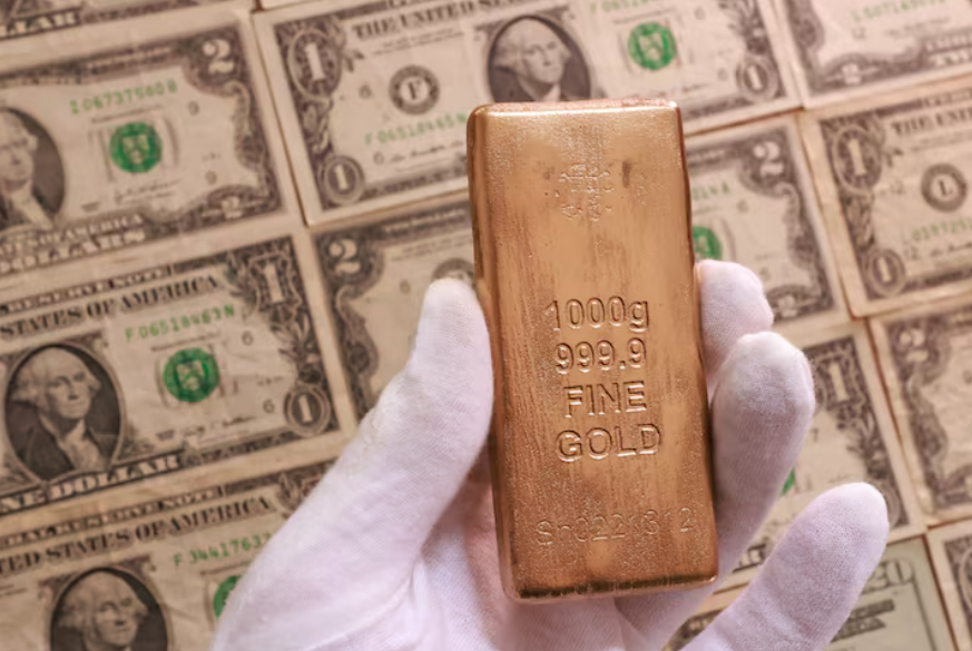 «تراجع الذهب عالميًا في ظل انتظار قرار مصيري للفيدرالي.. هل تواصل الأسعار الانخفاض؟»