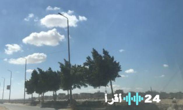 المحافظات الساحلية تعلن حالة التأهب لمواجهة تقلبات الطقس والأمطار وتوزيع فرق الطوارئ والمعدات لمعالجة تجمعات المياه في مطروح مع تنفيذ خطط للتصدي لتراكمات المياه في النقاط الساخنة