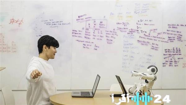 روبوتات تتفاعل بشكل طبيعي مع البشر في المدارس والمستشفيات