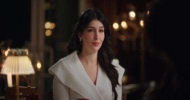 سارة بركة تعيد أحمد العوضي إلى الحياة وتقع في حبها في الحلقة 25 من مسلسل على كلاي