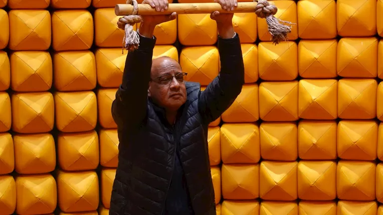 «مغامرة عمرو الدردير في “رامز ليفل الوحش” تكشف عن تحدي جديد: هغرق يا جماعة»