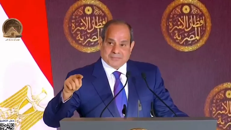 «إجراءات مصرية جديدة لمواجهة أزمة الكهرباء الرئيس يضع النقاط على الحروف»