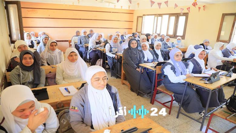 جدول امتحانات مارس للصفين الأول والثاني الثانوي في محافظة الجيزة