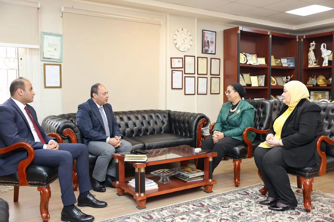 «آفاق جديدة لتمكين السيدات» رئيسة القومي للمرأة تضع رؤية استراتيجية لتوسيع برامج تدريب المرأة وتعزيز التنمية المستدامة في الصعيد بالشراكة مع هيئة التنمية