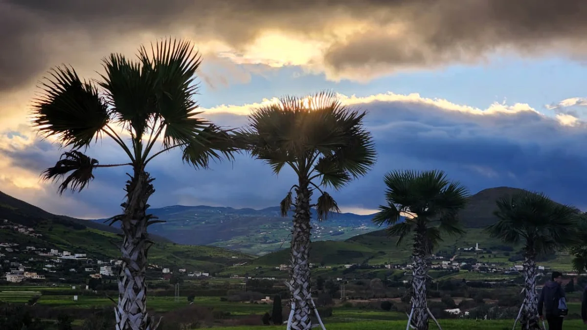 أمطار رعدية وثلوج ورياح قوية تشهدها عدة مناطق في المغرب يوم الثلاثاء
