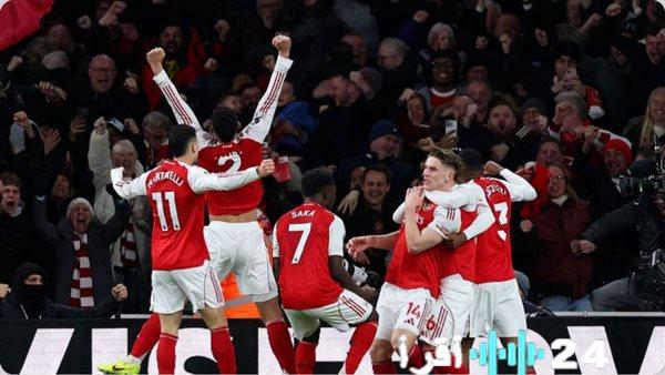 أرسنال يحقق انتصارًا مثيرًا على إيفرتون بثنائية متأخرة ويعزز موقعه في صدارة الدوري