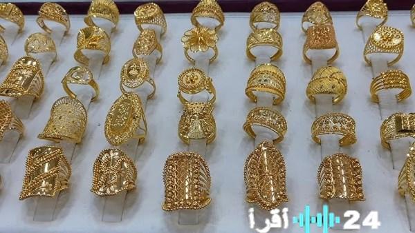 ارتفاع مفاجئ بمقدار 800 جنيه في سعر الجنيه الذهب يعكس زيادة سريعة في سعر عيار 21