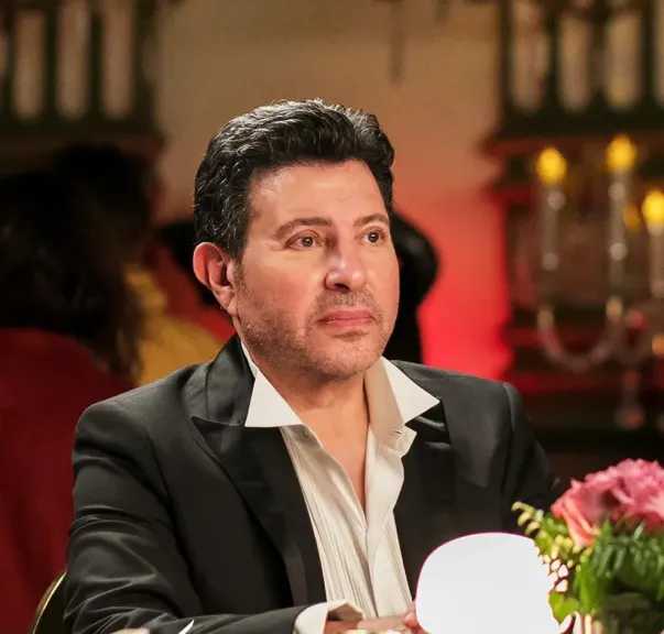 حقيقة وفاة هاني شاكر الفنان المصري مصطفى كامل يكشف التفاصيل