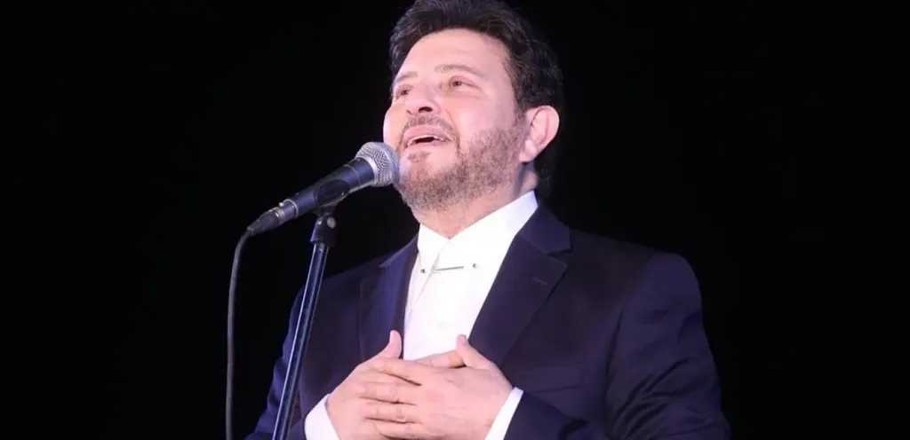 طارق الشناوي يوضح حقيقة وفاة هاني شاكر بعد منشور محسن جابر يثير الجدل