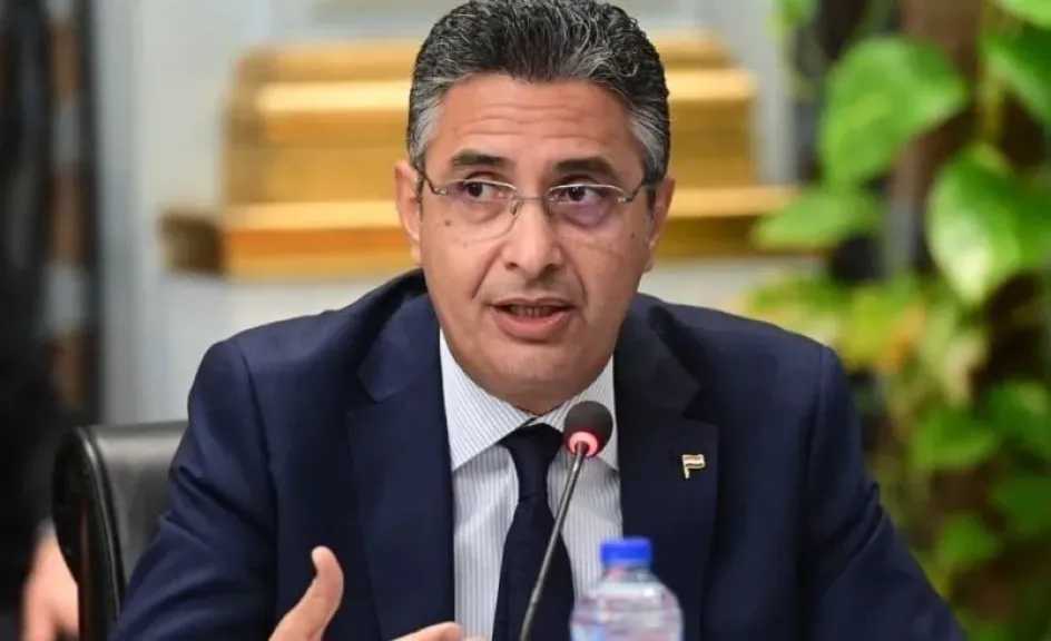 وزير التموين المصري يوجه بتنظيم أسعار الخبز السياحي الحر والفينو وفقًا لمستجدات السوق