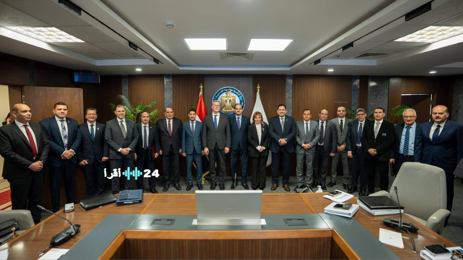 مصر تطلق مزايدة جديدة للتنقيب عن الغاز في منطقة غرب المتوسط