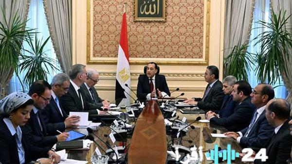 رئيس الوزراء يترأس اجتماعًا حاسمًا لضمان استقرار إمدادات السلع الاستراتيجية
