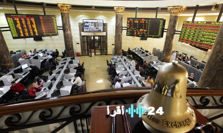 «تأثير الضغوط البيعية من الأجانب والعرب على أداء البورصة المصرية»