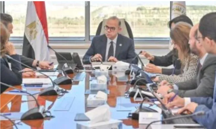 «استثمار فعّال: جهود الوزارة لبناء قاعدة بيانات تدعم السياسات التجارية وتعزز الاقتصاد»