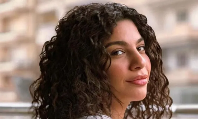 سخرية لاذعة من رامز جلال تتابع أداء دنيا سامي وتصفها بالمطبلاتية