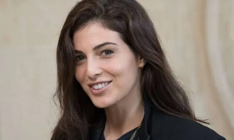 رزان جمال تتصدر المشهد بجاذبية لا تضاهى يفوق طعمها متاح عند البقال