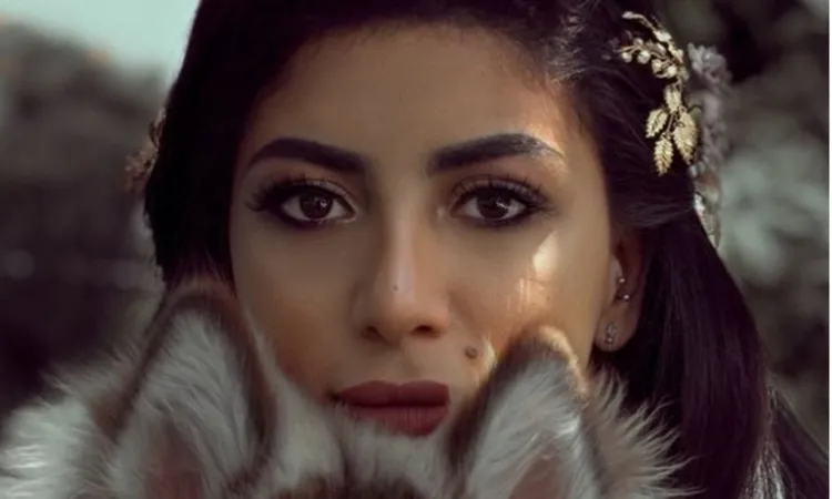 كارولين عزمي تؤكد بشكل رسمى عدم وجود علاقة عاطفية تربطها بأحمد العوضي