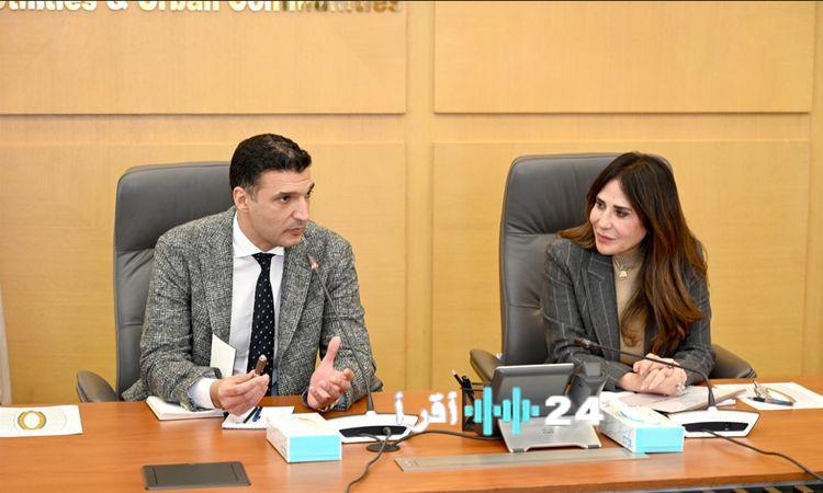 «تعزيز التعاون» وزيرا الإسكان والصناعة يناقشان تطوير المناطق الصناعية لدعم القطاع الصناعي والمصنعين