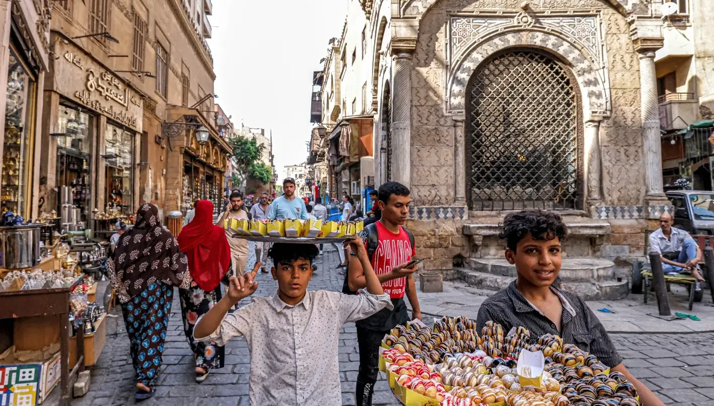 «تحديات رمضان: التضخم يطرق الأبواب بدلاً من المسحراتي»