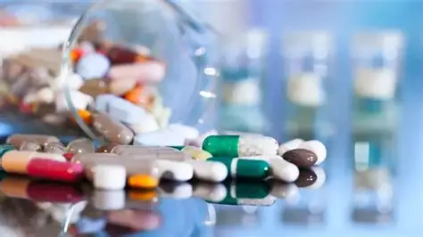 «أزمة الأدوية في الشرق الأوسط: شلل لوجستي يؤدي إلى نفاد أدوية السرطان»