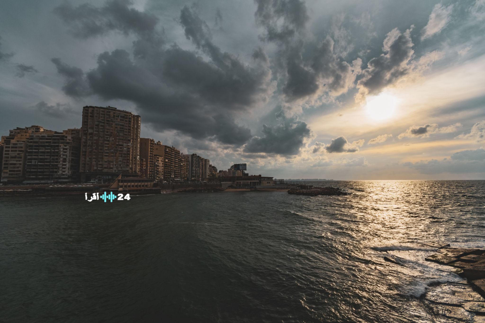 الشتاء يعود بقوة مع انخفاض حاد في درجات الحرارة وأمطار غزيرة يوم الإثنين 2 مارس 2026 وتحذيرات من الشبورة والصقيع