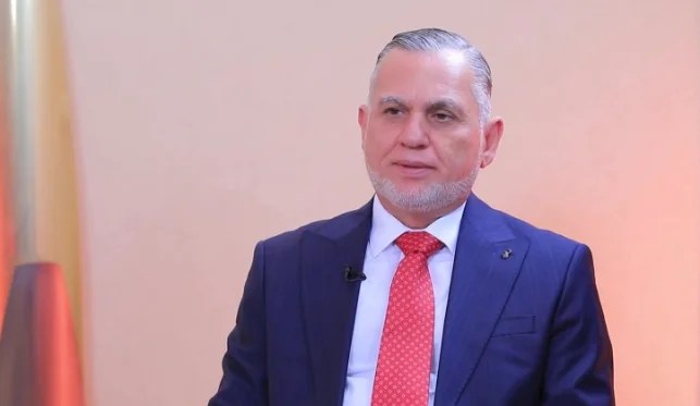 أزمة السيولة تنذر بتوقف تدفق النفط وإغلاق الأجواء يعطل وصول طائرة الدولارات إلى بغداد