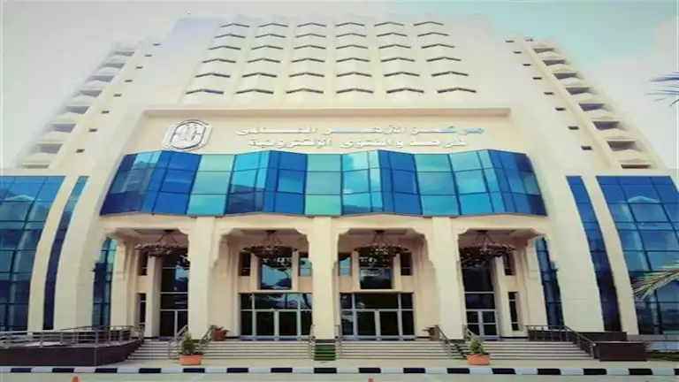 الأزهر يوضح حكم تناول الأدوية للمريض أثناء رمضان في فتوى رسمية