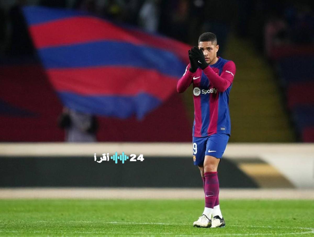 برشلونة يترقب أرباحا محتملة من بيع لاعب سابق في صفقة جديدة