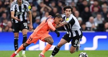 برشلونة يقف على حافة مفاجأة نيوكاسل يونايتد في دوري أبطال أوروبا ويترقب التحدي الكبير