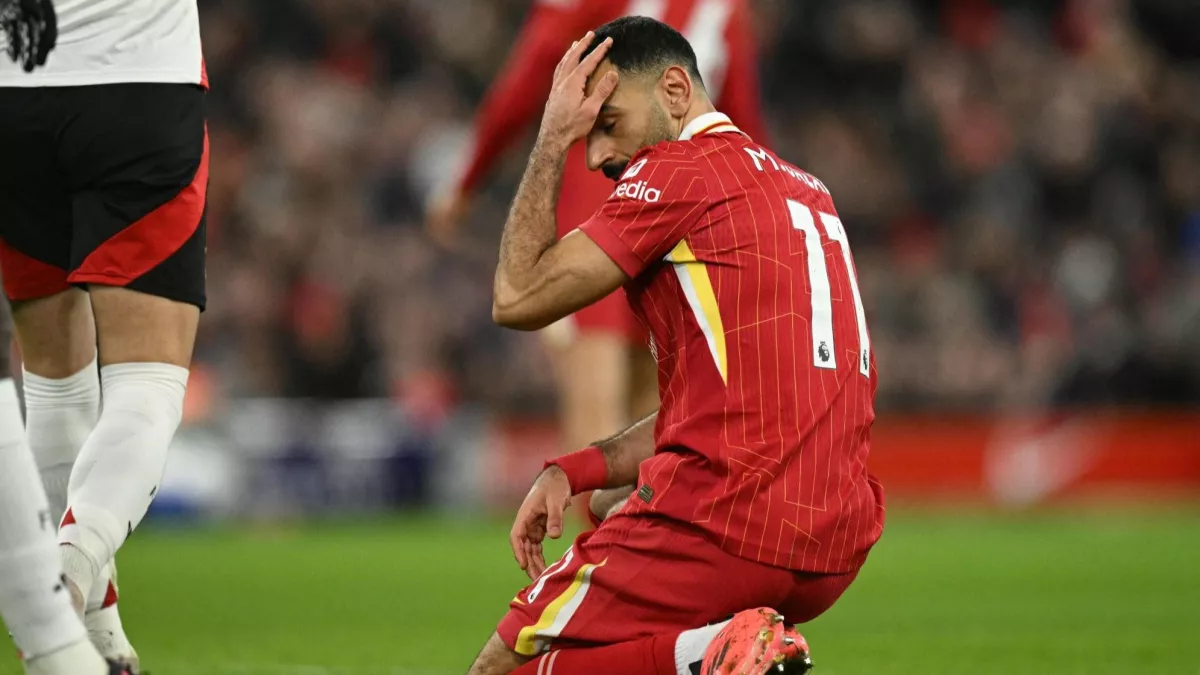 بعد زلزال إسطنبول مطالبات بإبعاد صلاح عن التشكيل الأساسي لليفربول بهدف إحداث تغييرات جذرية