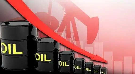 «أسواق النفط العالمية تختتم تعاملاتها بتراجع يتجاوز 5% في العام الأمريكي»