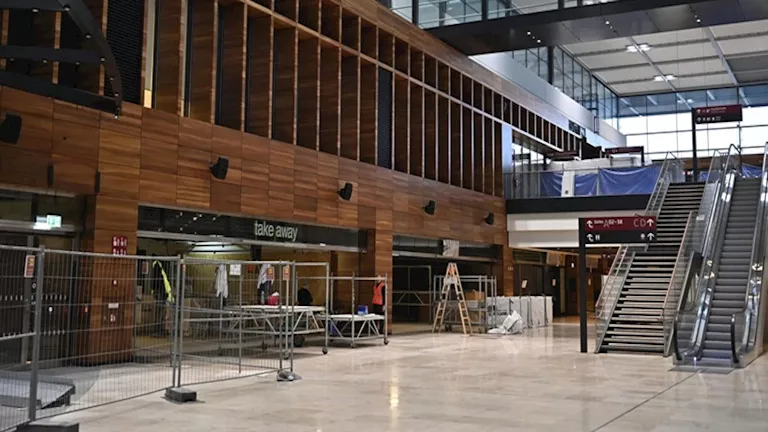 تعليق الرحلات في مطار برلين يثير الجدل ويؤثر على حركة السفر العالمي في ظل استمرار الأزمة