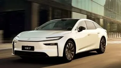 تويوتا تطرح سيدان كهربائية فاخرة موديل 2026 بمدى يصل إلى 710 كيلومترات