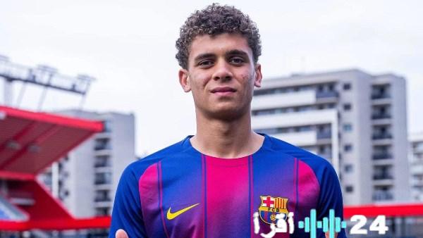 حمزة عبدالكريم ينهي إجراءات تصريحه ويستعد للمشاركة مع برشلونة كأصغر لاعب