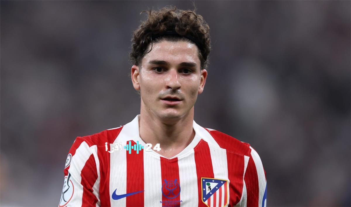 رئيس نادي أتلتيكو مدريد يوضح حقيقة انتقال جوليان ألفاريز إلى برشلونة