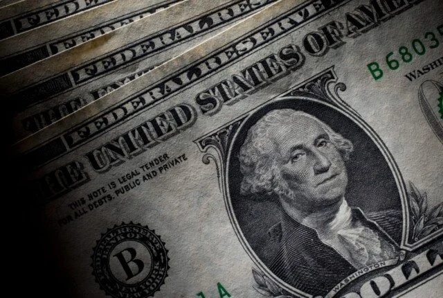 سعر الدولار مقابل الجنيه اليوم الجمعة 13 مارس 2026 في بنك مصر وأهم مراكز صرف العملات الأجنبية