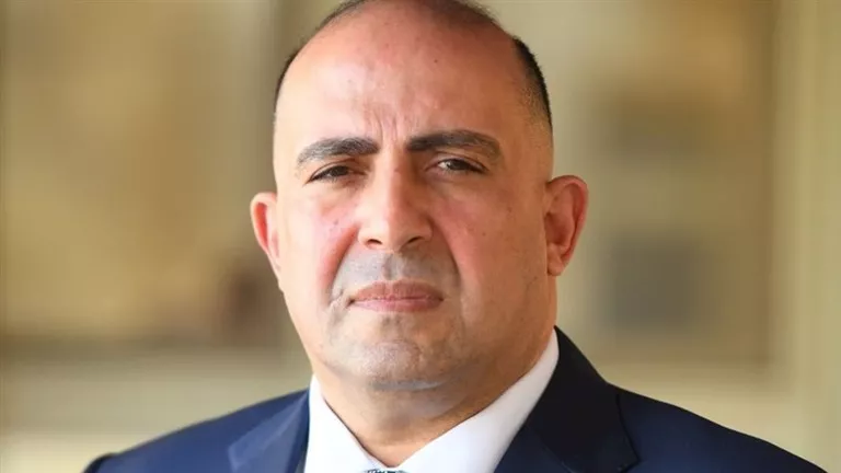 طلب إحاطة بشأن سياسة الحكومة لتوطين صناعة الدواء وتعزيز المكون المحلي