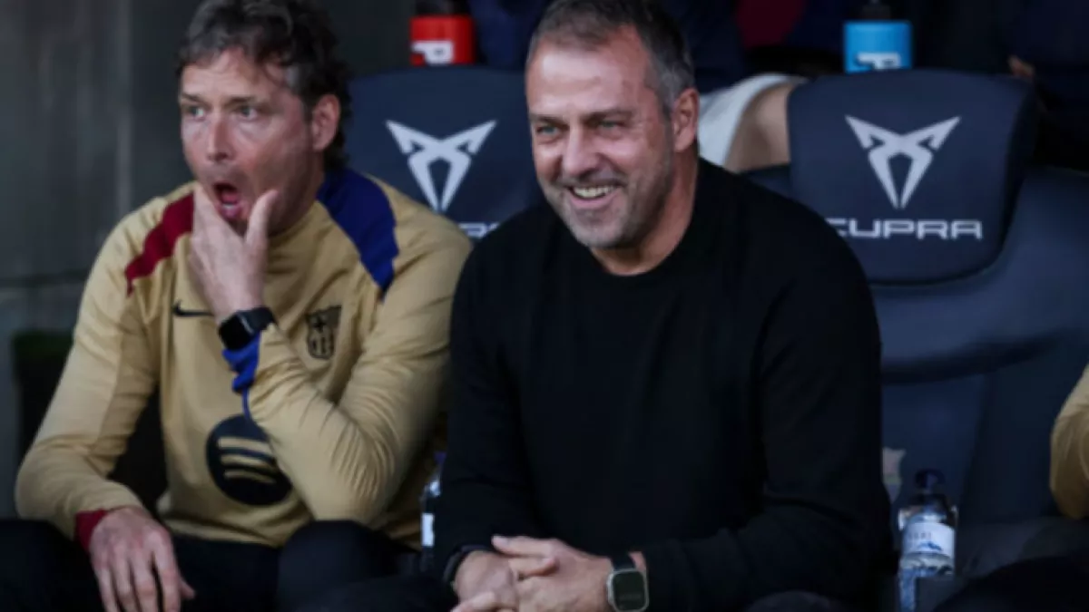 «برشلونة يشرع في مفاوضات تمديد عقد هانزي فليك بعد إشادة لابورتا بأدائه»