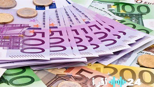 «قفزة غير متوقعة لسعر اليورو في منتصف تعاملات الأحد نحو 58 جنيهاً»